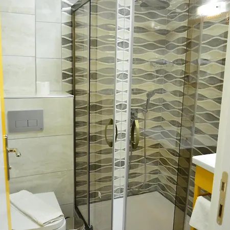 Yade Luxe 2* Icmeler